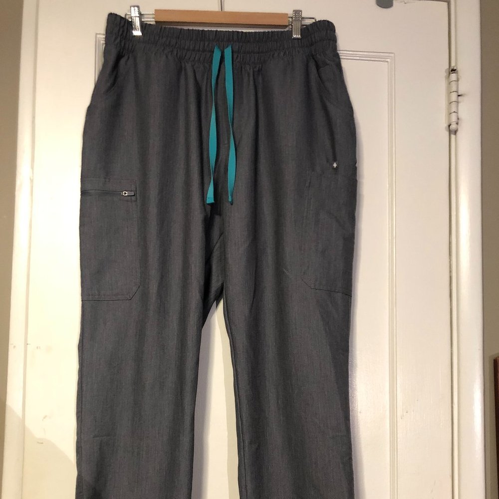Figs grey high waisted Yola skinny scrub pants, like new